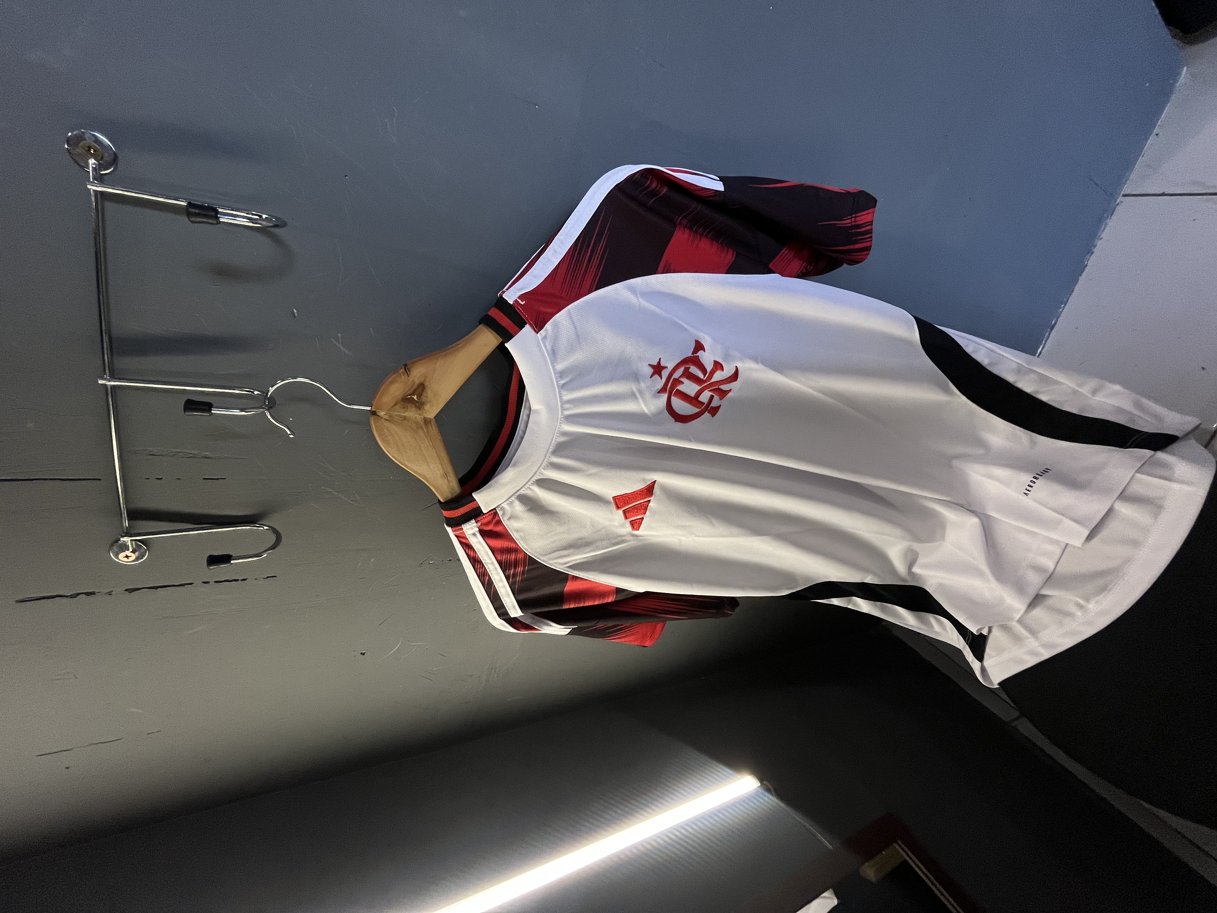 CAMISA DO FLAMENGO - BRANCA/VERMELHO