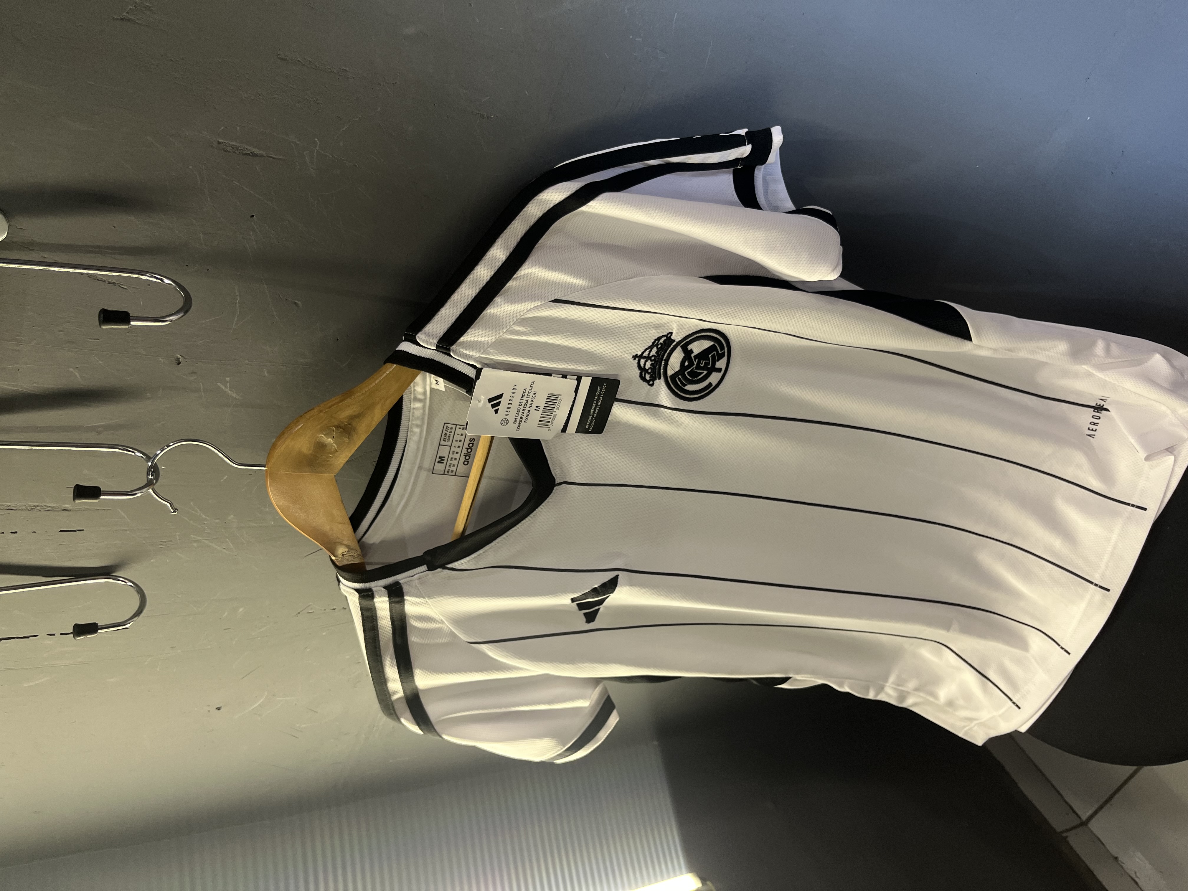 CAMISA DO REAL MADRID - VERSÃO TORCEDOR