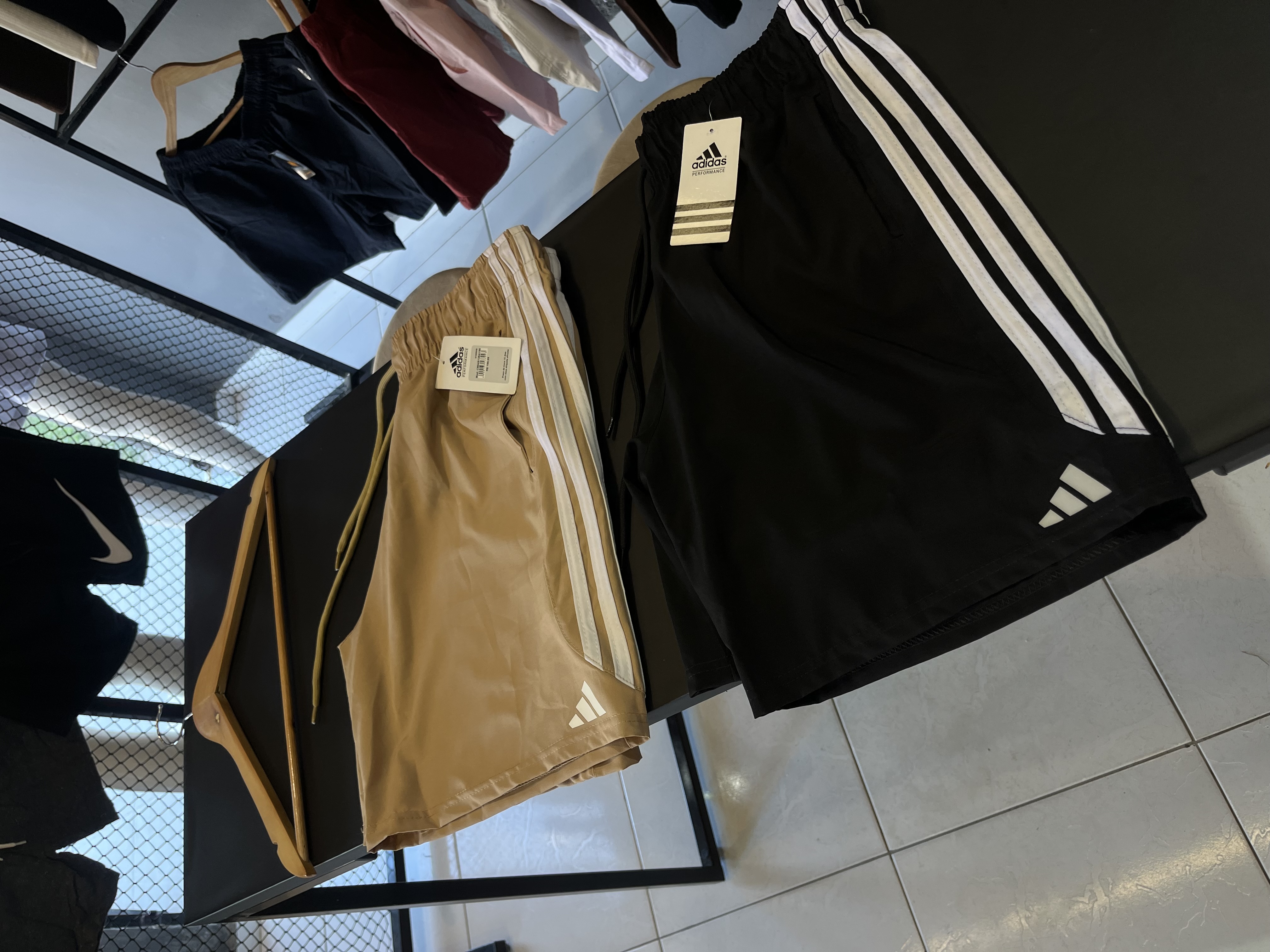 SHORT TAILANDES - ADD