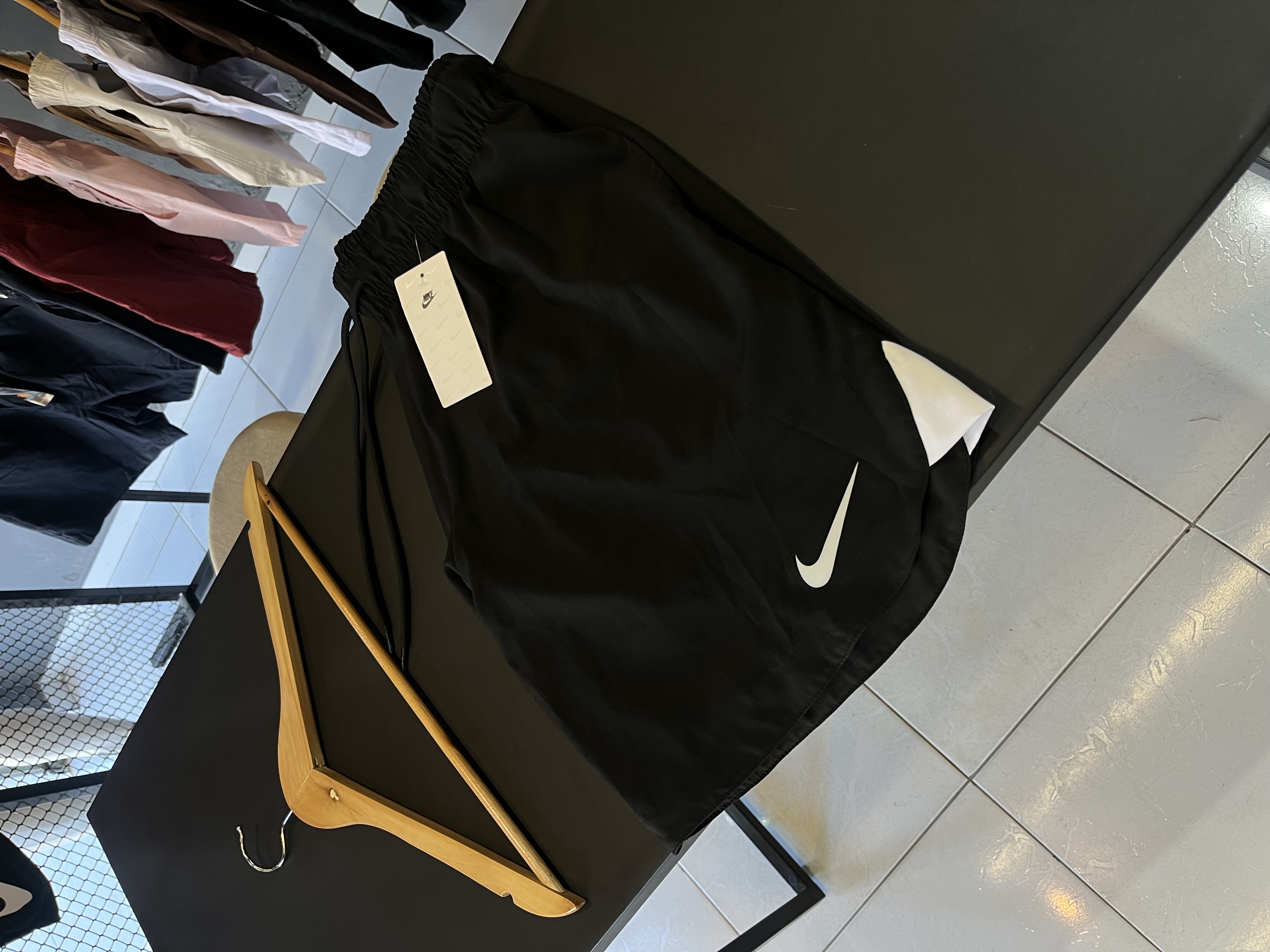 Bermuda tailandês NK