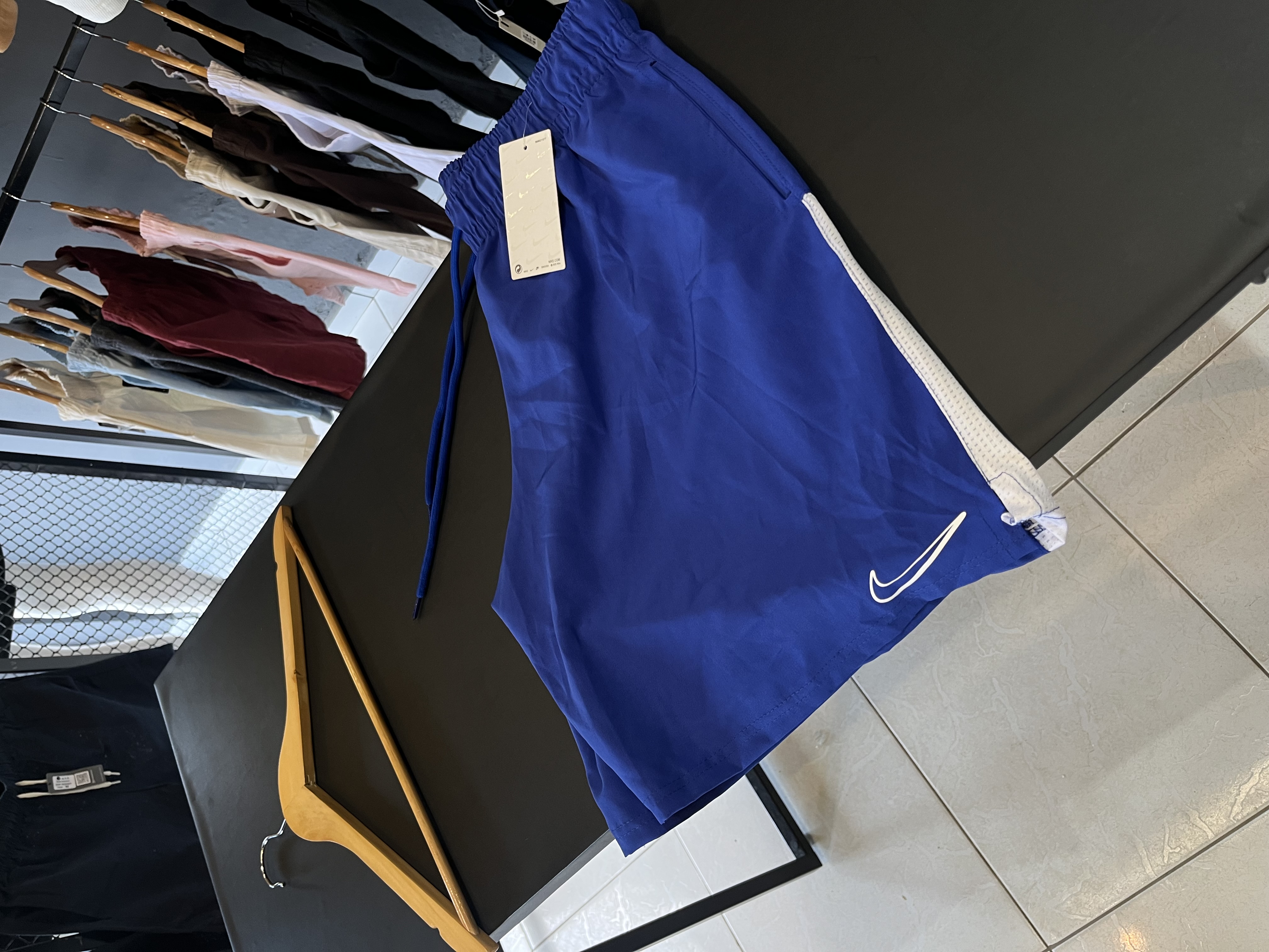 bermuda tailandesa nk